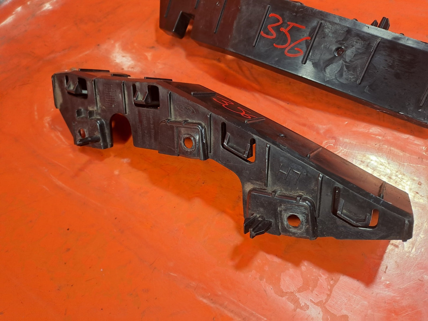 ✅2024 Ford Transit Courier Front Bumper Left & Right Bracket Pair R2X6-17D959-A - Image 2