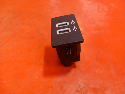 ebay-src:https://i.ebayimg.com/00/s/mtiwmfgxnjaw/z/-myaaesw0kvqk8yo/$_57.jpg
