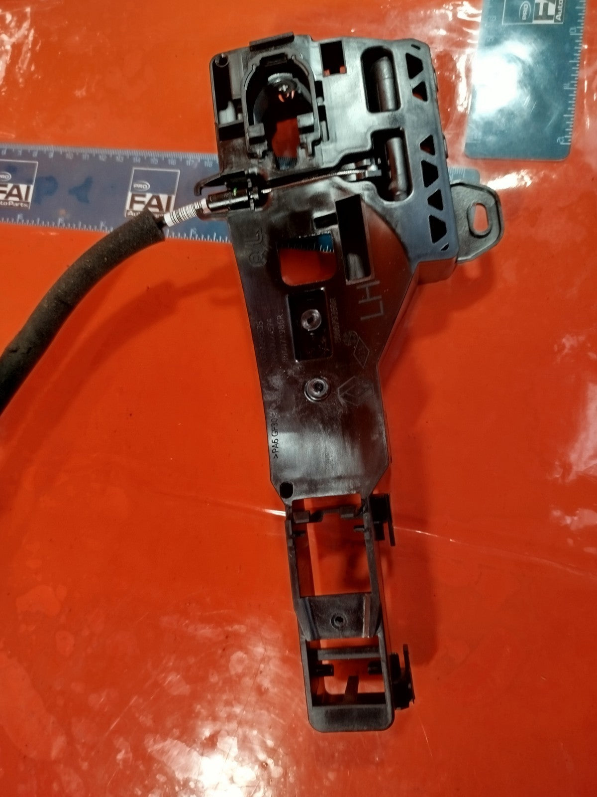 ✅RENAULT CLIO V 1.6 PETROL 2025 FRONT LEFT DOOR LOCK MECHANISM 805032568R A331 - Image 2