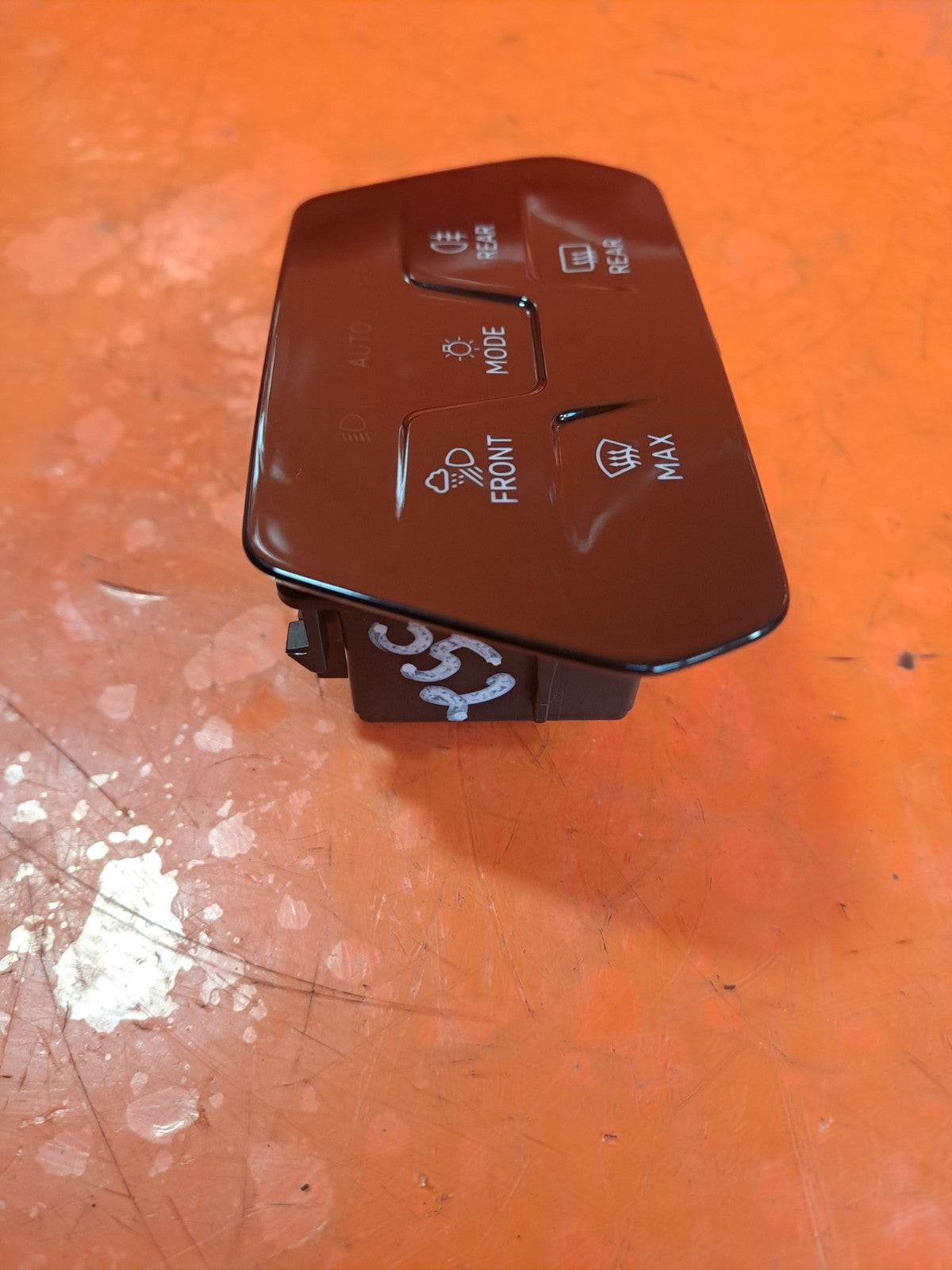 ebay-src:https://i.ebayimg.com/00/s/mtywmfgxmjaw/z/qyoaaeswyd9pnwfw/$_57.jpg