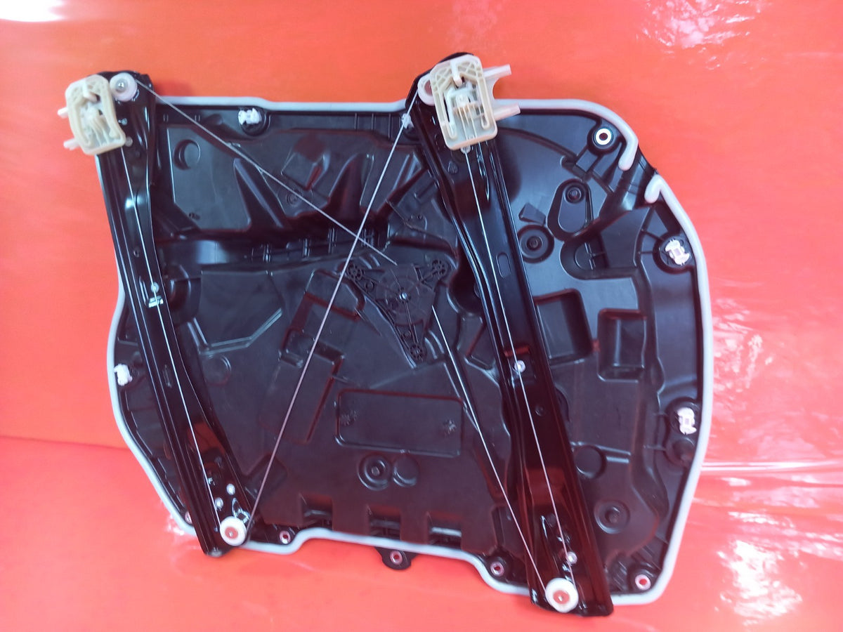 ebay-src:https://i.ebayimg.com/00/s/mtiwmfgxnjaw/z/~8gaaesw4onqwlx-/$_57.jpg
