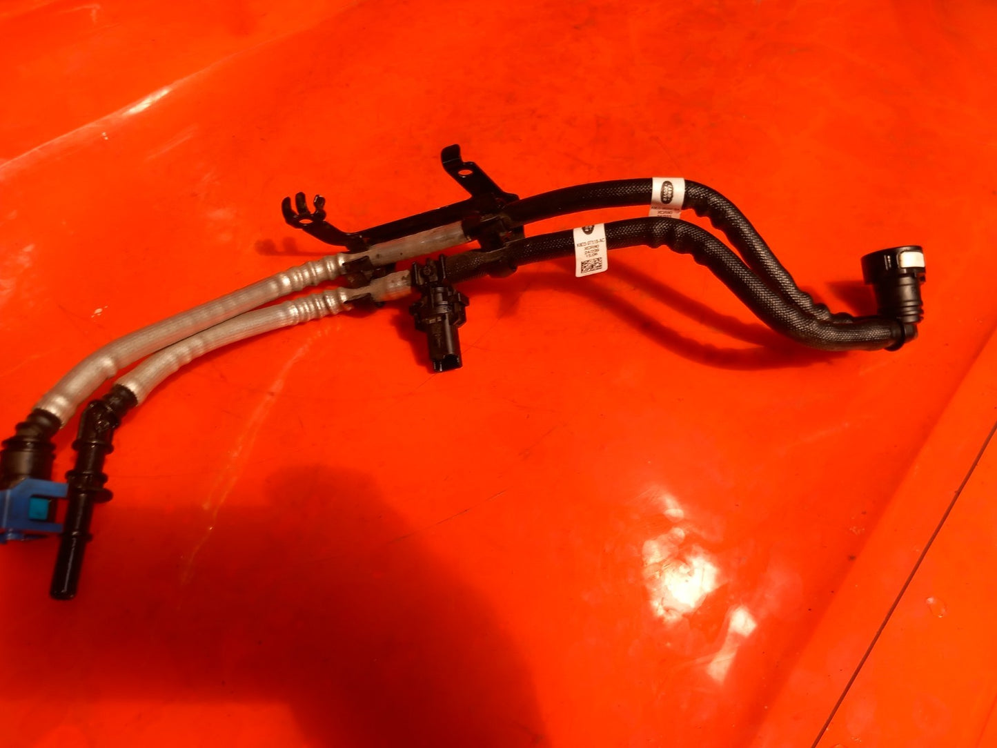 2025 Land Rover Defender L663 Fuel Pipe Line K6D3-9T518-AC Warranty A396 - Image 7