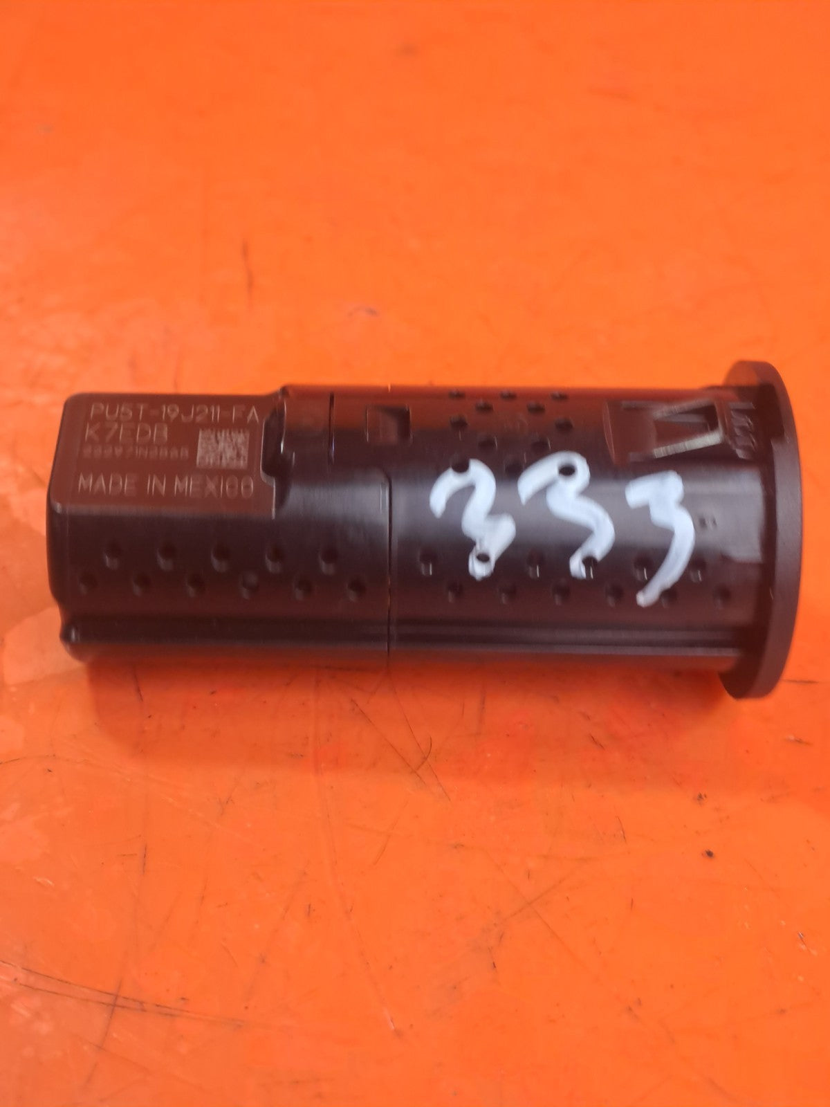 ✅FORD KUGA ST-LINE X 2.5 PETROL 2023 REAR SOCKET PORT TYPE C DOUBLE CONNECTION - Image 5