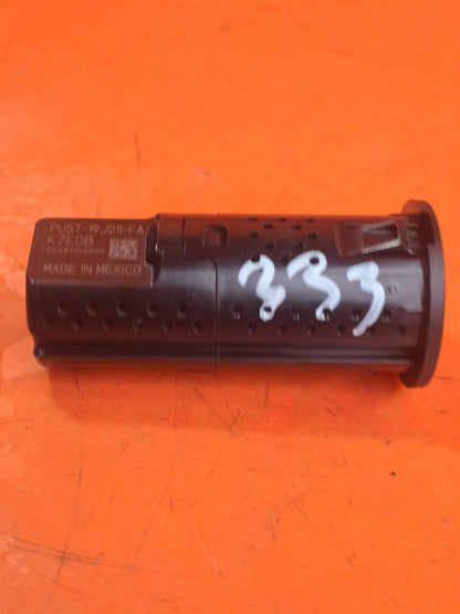 ✅FORD KUGA ST-LINE X 2.5 PETROL 2023 REAR SOCKET PORT TYPE C DOUBLE CONNECTION - Image 5