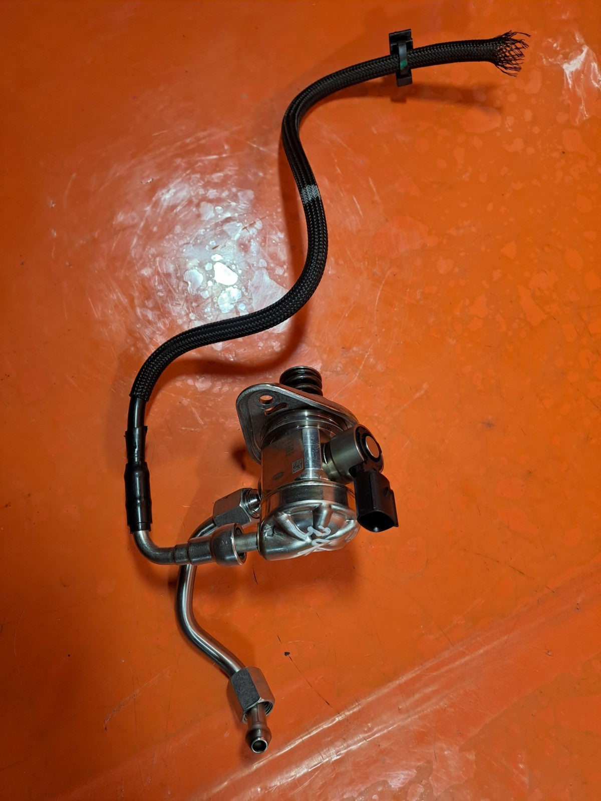 ebay-src:https://i.ebayimg.com/00/s/mtywmfgxmjaw/z/v3uaaeswdsbpbg-r/$_57.jpg
