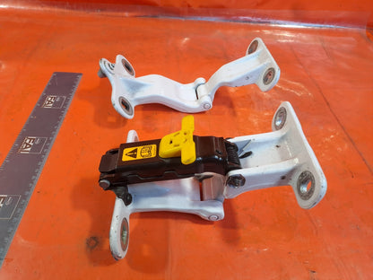 ✅Ford Transit Courier 1.5 Diesel 2024 Rear Right Door Hinges R2X6V42982BA A356 - Image 9