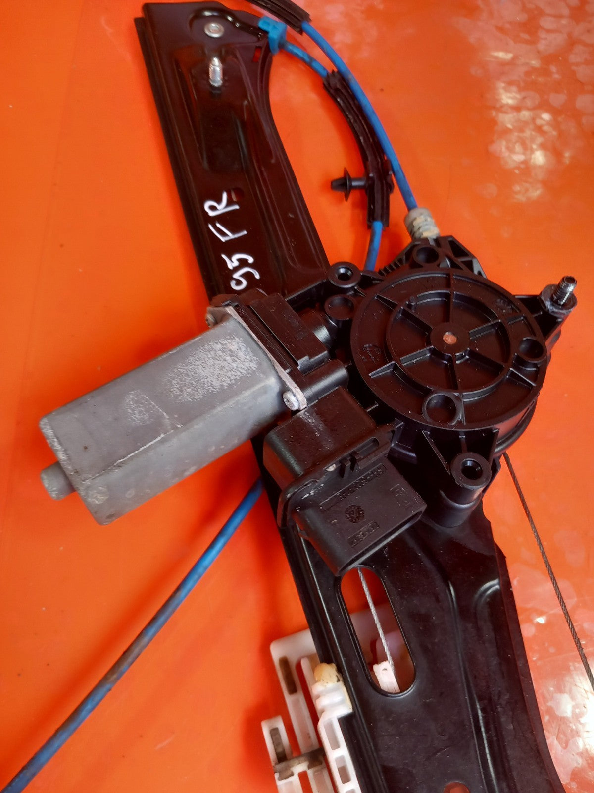 2013 BMW 3 Series F30 Xdrive M Front Right Window Motor Regulator 7259824 A395 - Image 4