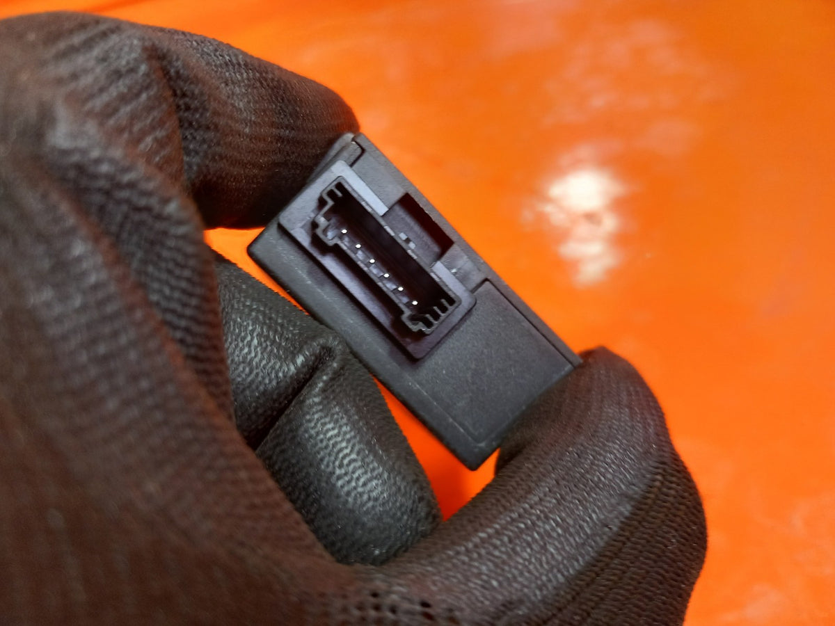 ebay-src:https://i.ebayimg.com/00/s/mtiwmfgxnjaw/z/eqoaaeswswnqvpcb/$_57.jpg