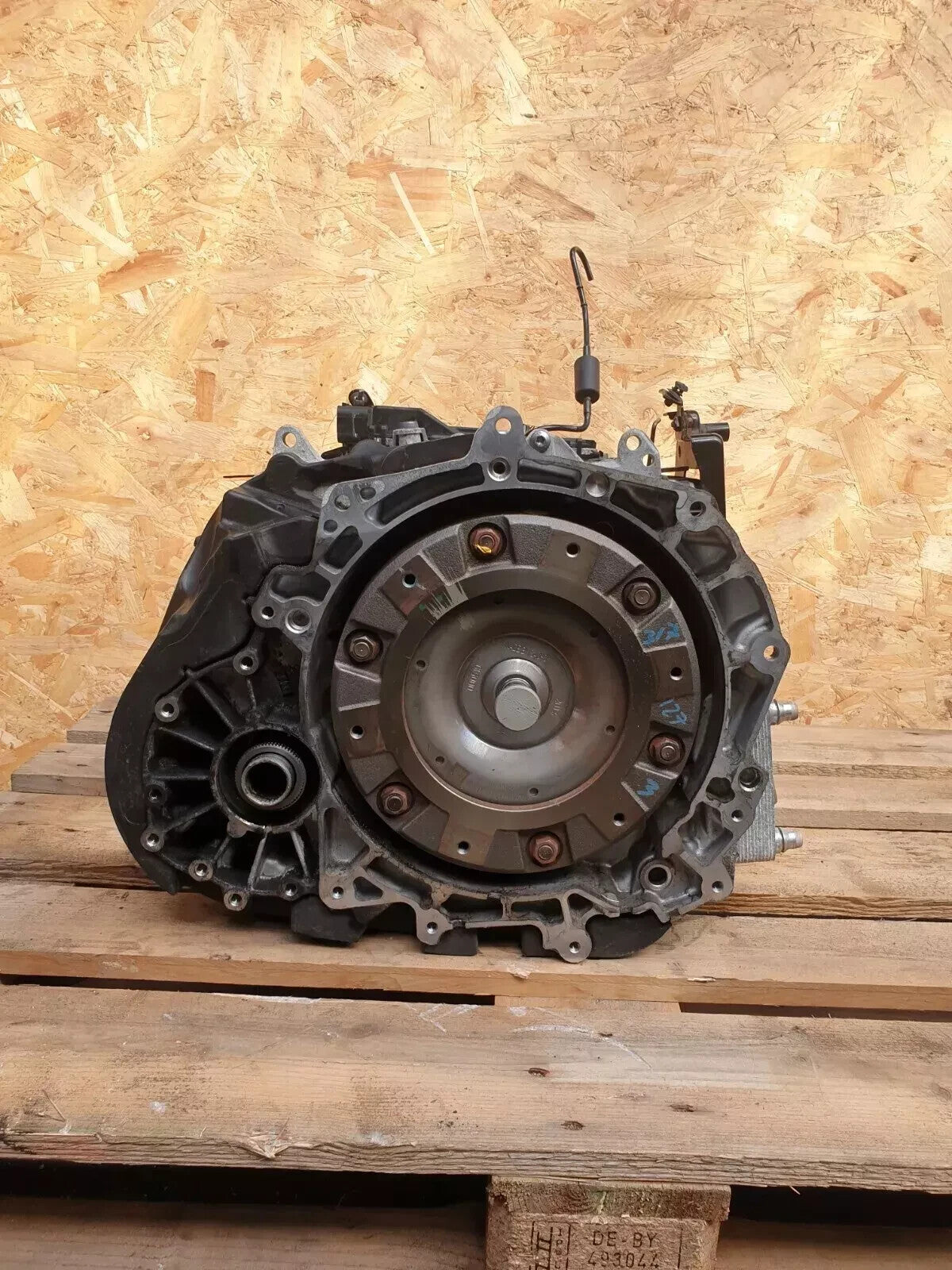✅LAND ROVER DISCOVERY L550 2.0 DIESEL 2015 9 SPEED AUTO GEARBOX GJ327000BB A131 - Image 1