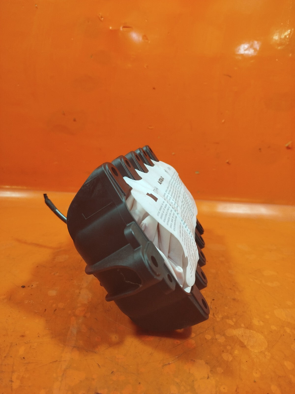 ebay-src:https://i.ebayimg.com/00/s/mtywmfgxmjaw/z/vg0aaoswagznisif/$_57.jpg