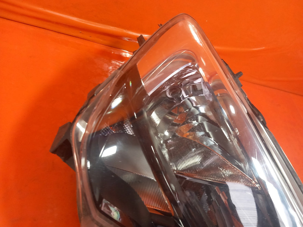 Vauxhall Combo 2300 1.5 Diesel 2020 Front Right Headlight 9816823780 A414 - Image 8