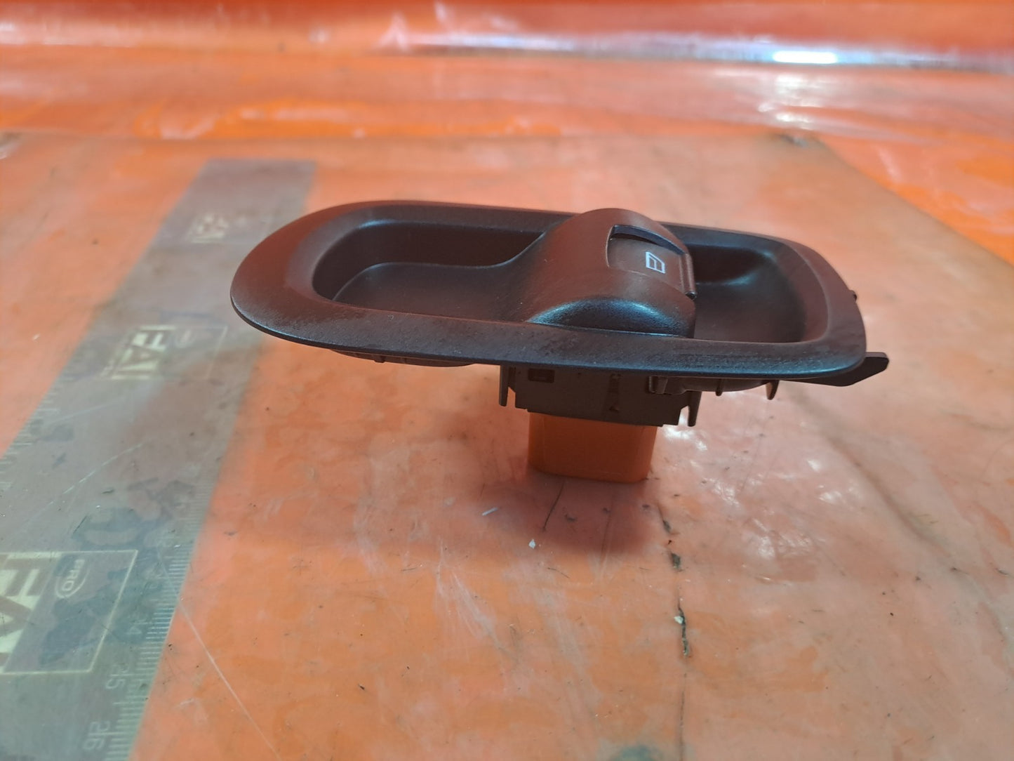 ✅FORD TRANSIT CUSTOM 2.0 DIESEL 2023 FRONT LEFT WINDOW SWITCH BK2T14529AB A343 - Image 5