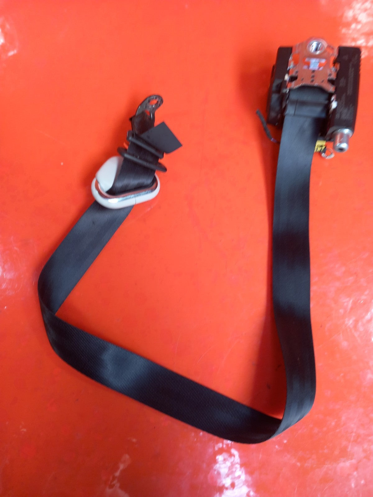 VW Transporter T30 2.0 Diesel 2021 Front Left Seat Belt 7E0857805C A410 - Image 4
