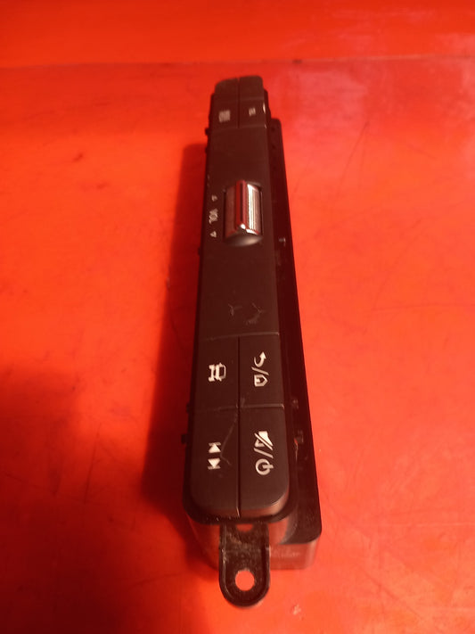 ebay-src:https://i.ebayimg.com/00/s/mtywmfgxmjaw/z/gicaaeswsllqfi4f/$_57.jpg