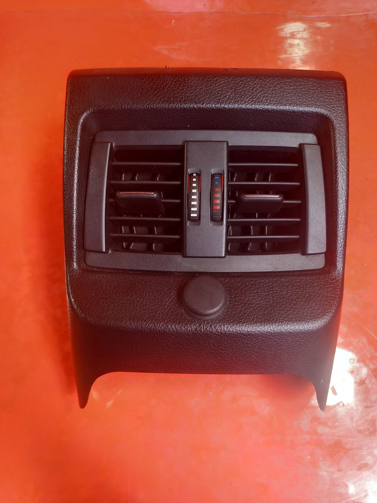 BMW F23 220D 2.0 Diesel 2016 Rear Center Console Air Vent 9207330 Warranty A363 - Image 3