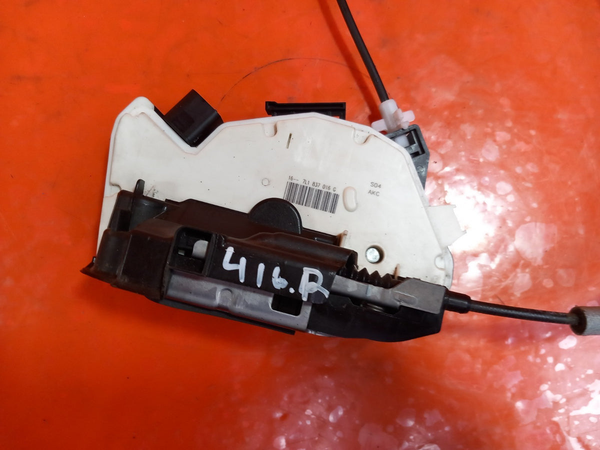 VW Transporter St-Line 2.0 Diesel 2023 Front Right Door Lock 7L1837016G A416 - Image 3