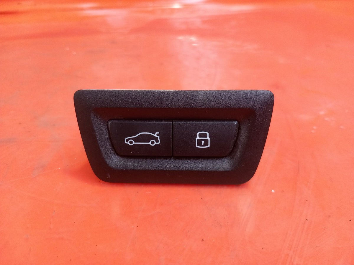 ebay-src:https://i.ebayimg.com/00/s/mtiwmfgxnjaw/z/8kyaaesw-dlqgqo0/$_57.jpg