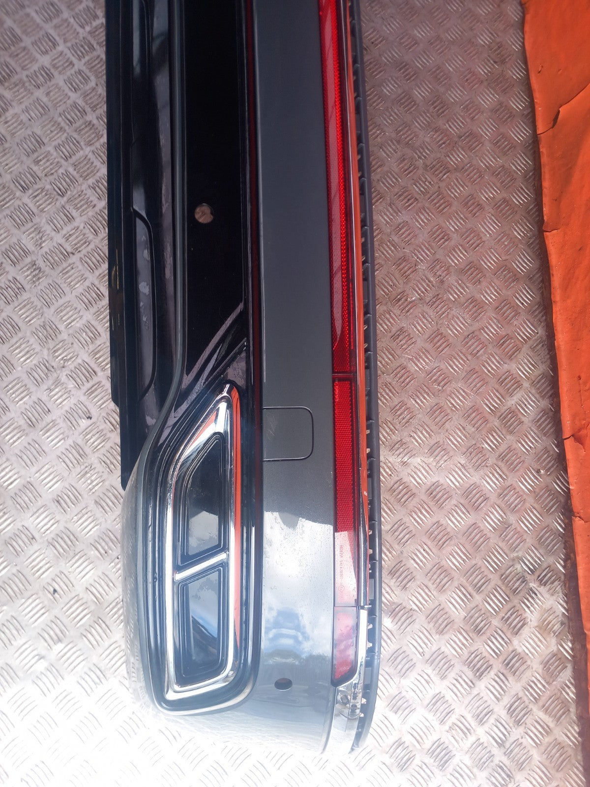 2022 VW Tiguan R-Line Rear Bumper Lower Trim 5NA807521G Grey C7Q Warranty A389 - Image 2