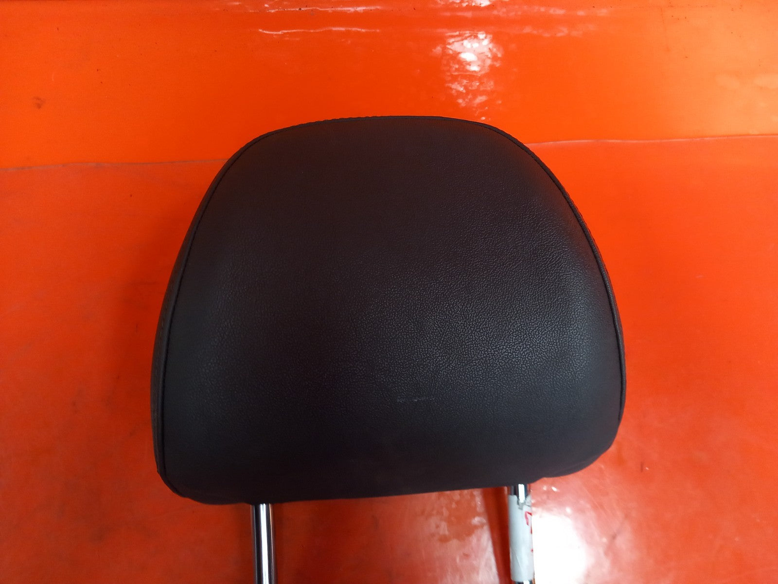 Audi A3 E-Tron 1.4 Petrol 2015 Front Headrest Leather Warranty A204 - Image 4