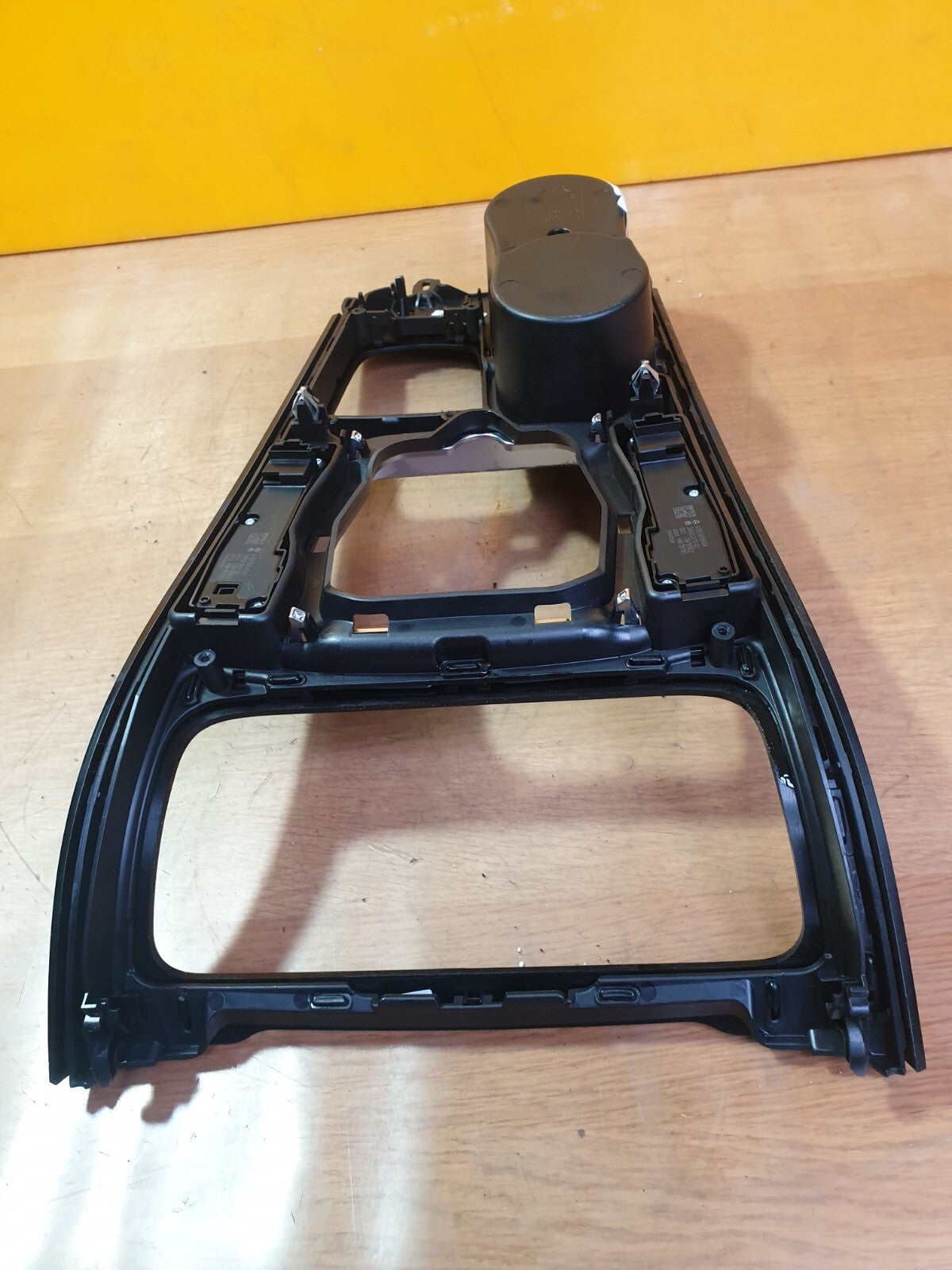 ✅Mercedes C Class W205 2014 Centre Console Panel & Cup Holder A2056805807 A147 - Image 10