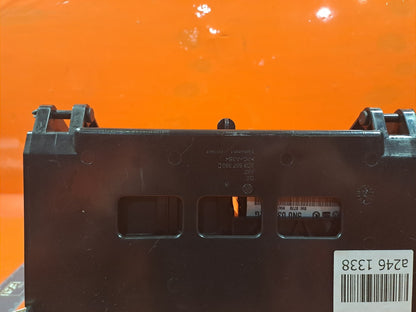 ebay-src:https://i.ebayimg.com/00/s/mtiwmfgxnjaw/z/eeaaaosw6vxnp3xd/$_57.jpg