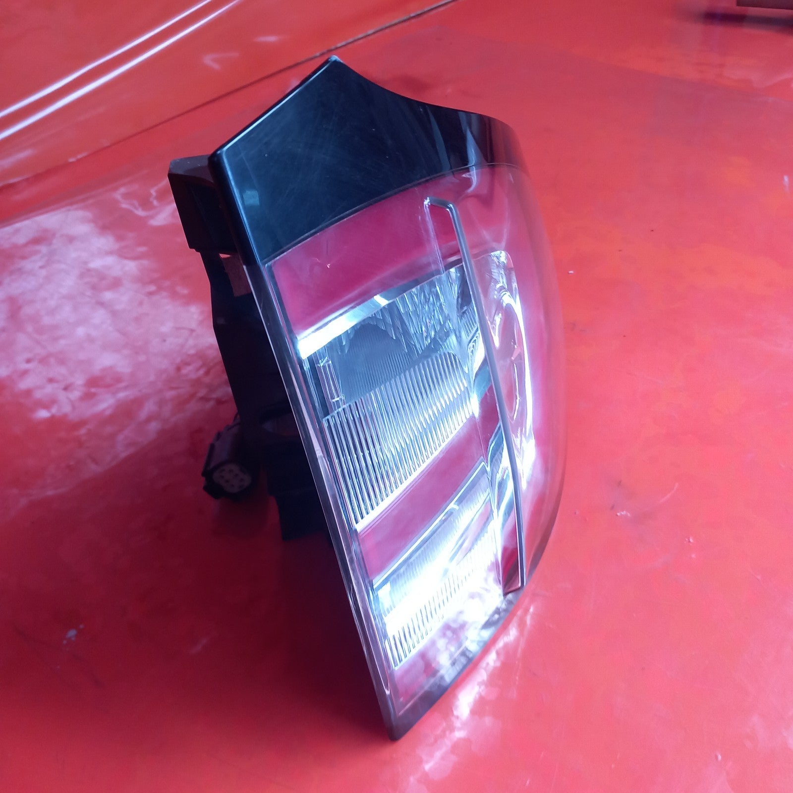Ford Galaxy MK3 2019 Rear Right Outer Tail Light EM2B-13404-AD Warranty A345 - Image 6