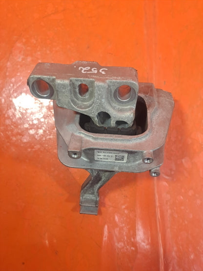 ebay-src:https://i.ebayimg.com/00/s/mtywmfgxmjaw/z/jtqaaeswzgxpnkdj/$_57.jpg