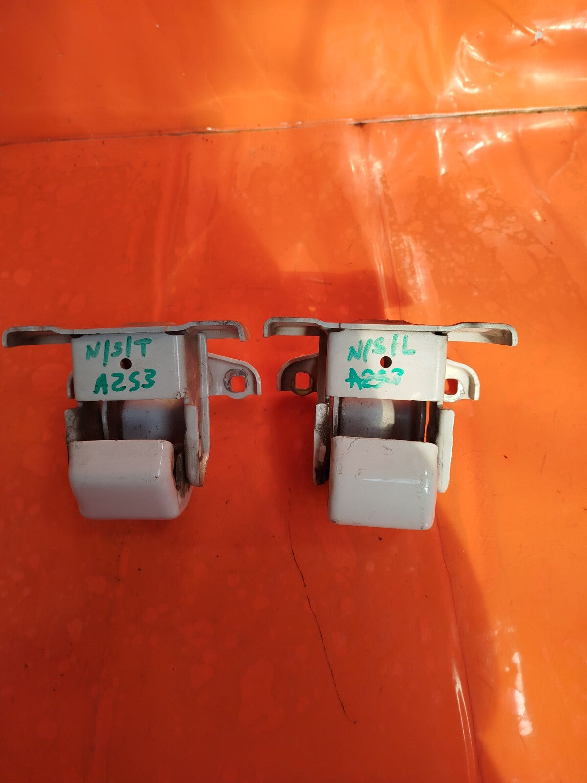 ✅2016 FIAT TALENTO 1.6D PAIR REAR LEFT DOOR HINGE TOP & BOTTOM + WARRANTY A253 - Image 8
