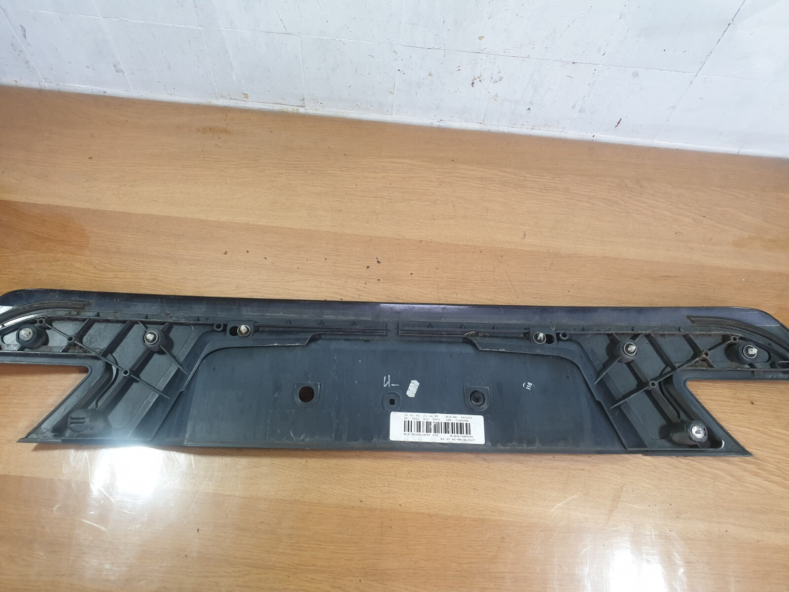 2006 BMW 7 SERIES E66 4.8P TAILGATE BOOT LID MOLDING COVER 7145994 WARRANTY A208 - Image 5