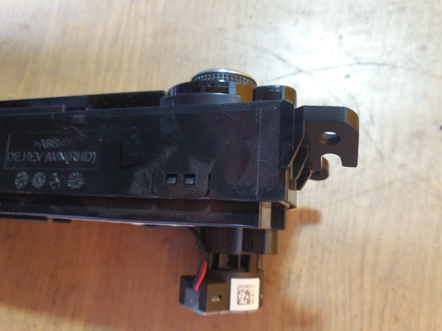 ebay-src:https://i.ebayimg.com/00/s/mtiwmfgxnjaw/z/yx8aaoswjn9mjzhz/$_57.jpg