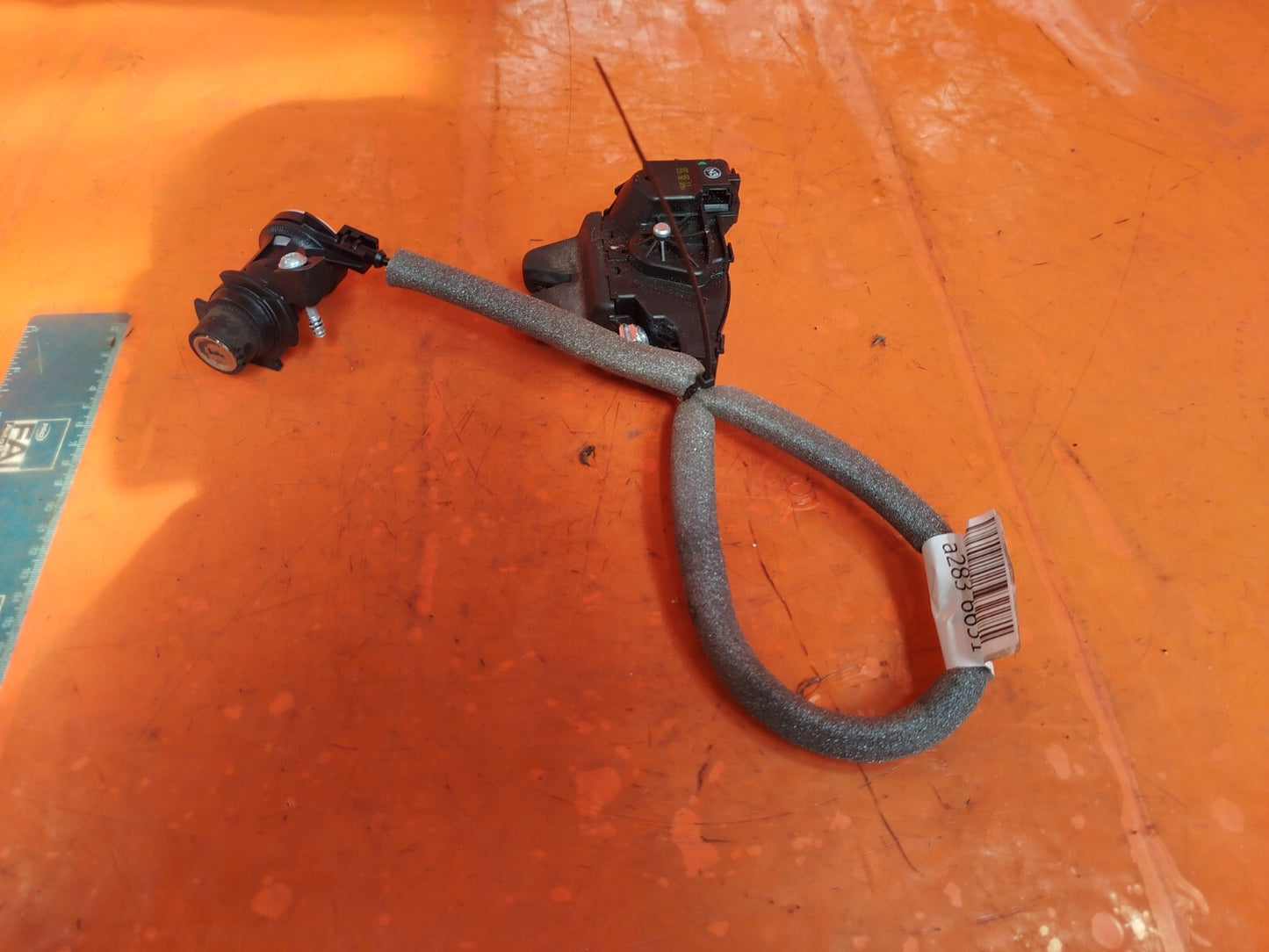 ✅MERCEDES C250 W204 2.1 DIESEL 2011 TAILGATE BOOT LID LOCK CATCH LATCH Warranty - Image 2