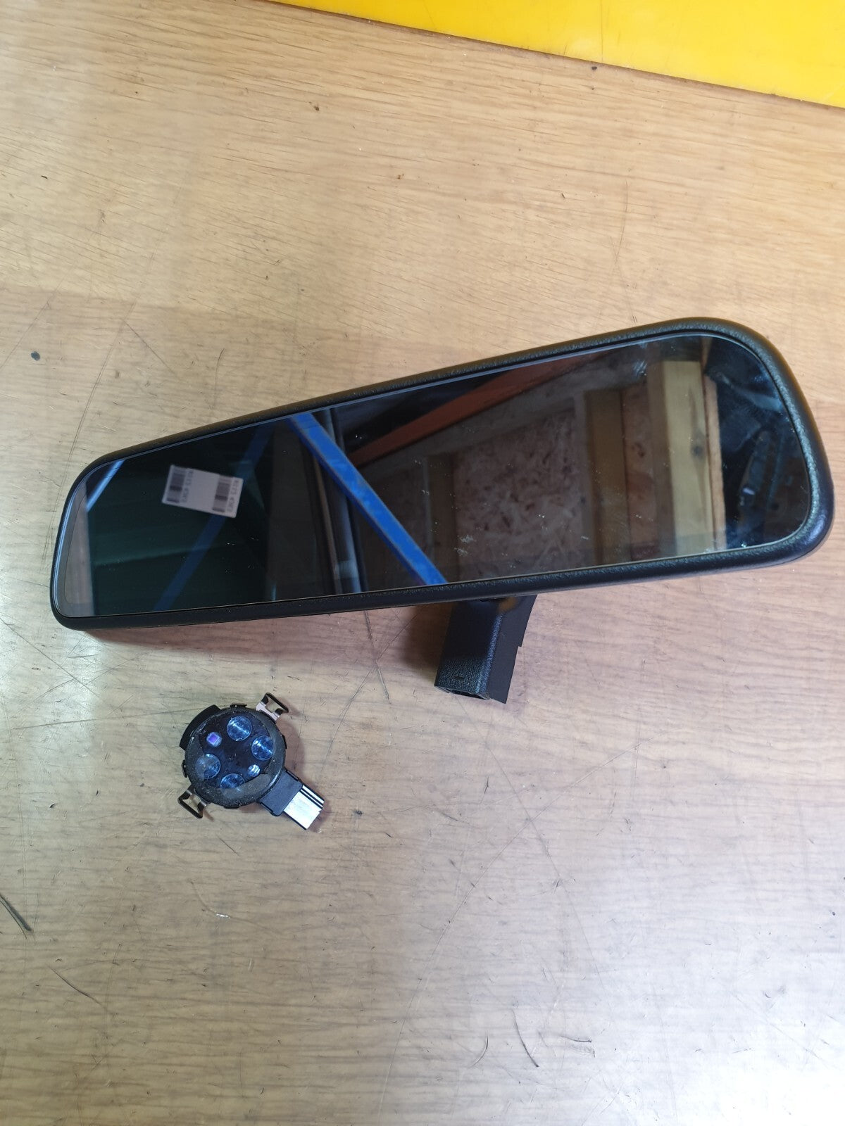 ✅Hyundai I20 N Line 2023 REAR VIEW INTERIOR MIRROR AND RAIN WINDSCREEN SENSOR - Image 10