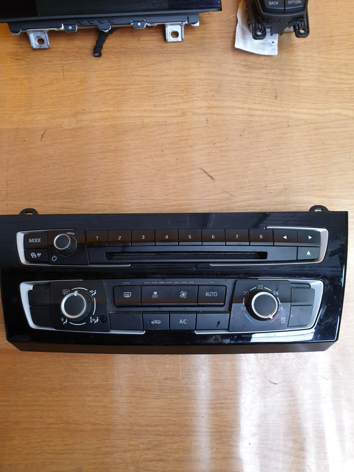 ebay-src:https://i.ebayimg.com/00/s/mtywmfgxmjaw/z/2yyaaoswdjjmgah6/$_57.jpg