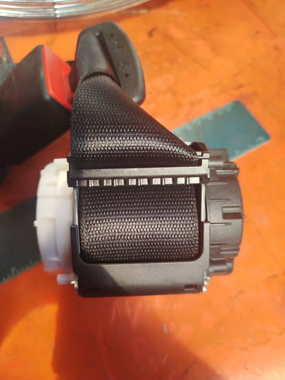 ✅MERCEDES W177 A180 SPORT 1.5 DIESEL 2019 REAR CENTRE SEAT BELT 34266607B A260 - Image 10