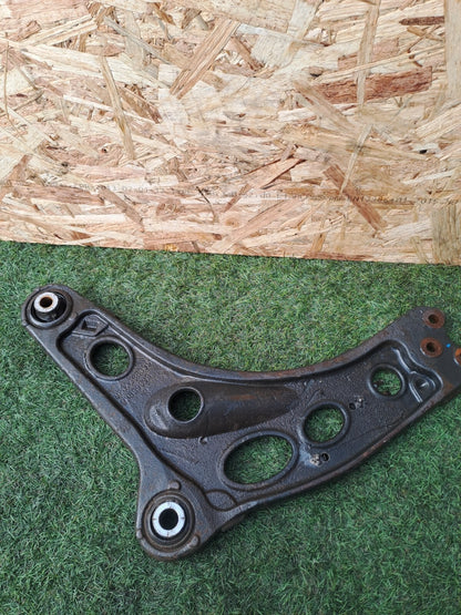 ✅RENAULT Trafic III Sl27 2016 1.6 Diesel FRONT RIGHT LOWER CONTROL ARM WISHBONE - Image 9