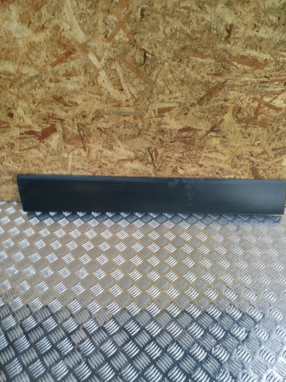 ✅FIAT TALENTO 1.6 DIESEL 2016 RIGHT SIDE DOOR PANEL MOULDING TRIM 93453580 A253 - Image 5