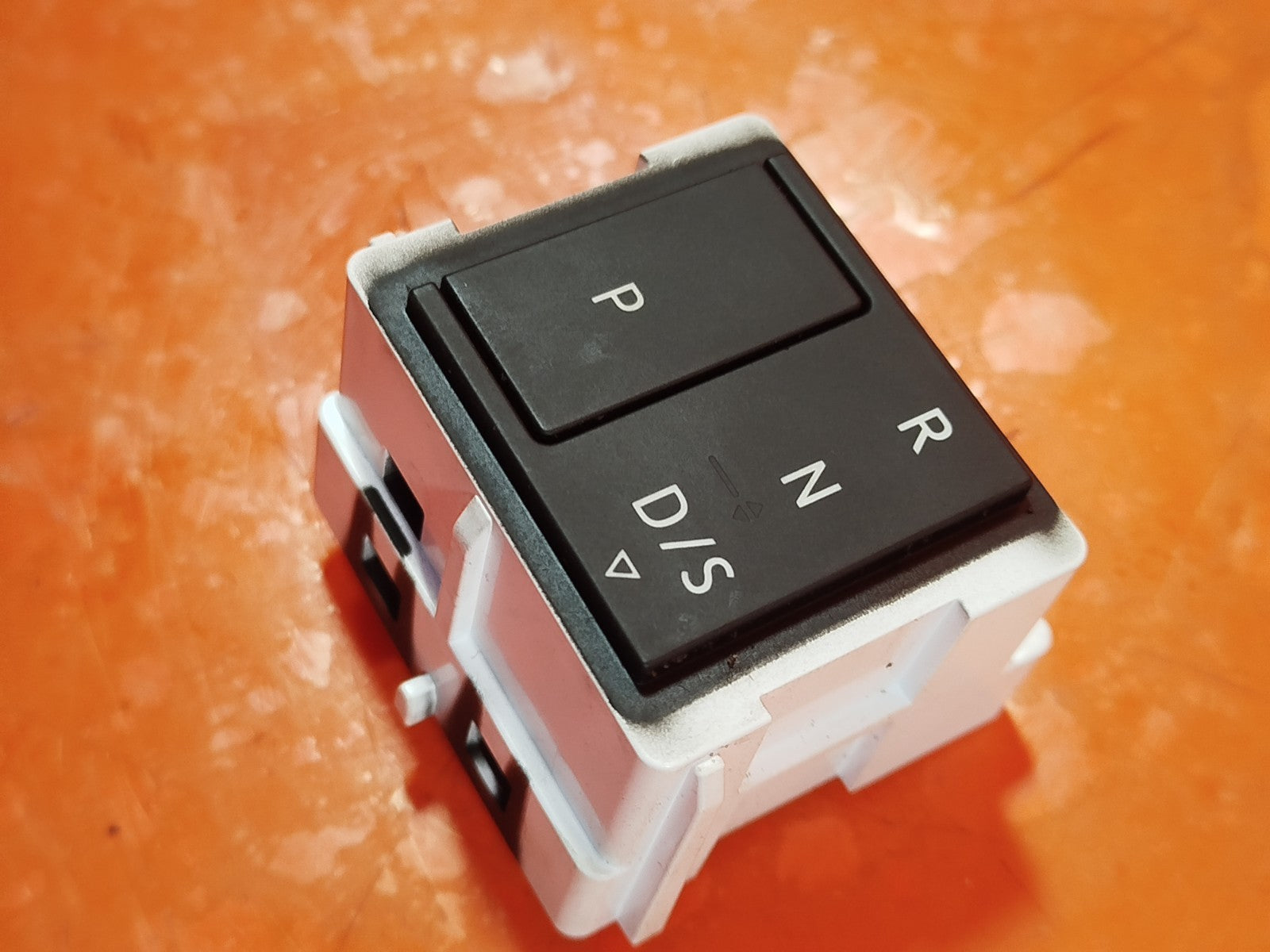 ✅2024 FORD GRAND TOURNEO CONNECT AUTOMATIC GEARBOX PARKING BUTTON + WARRANTY - Image 4