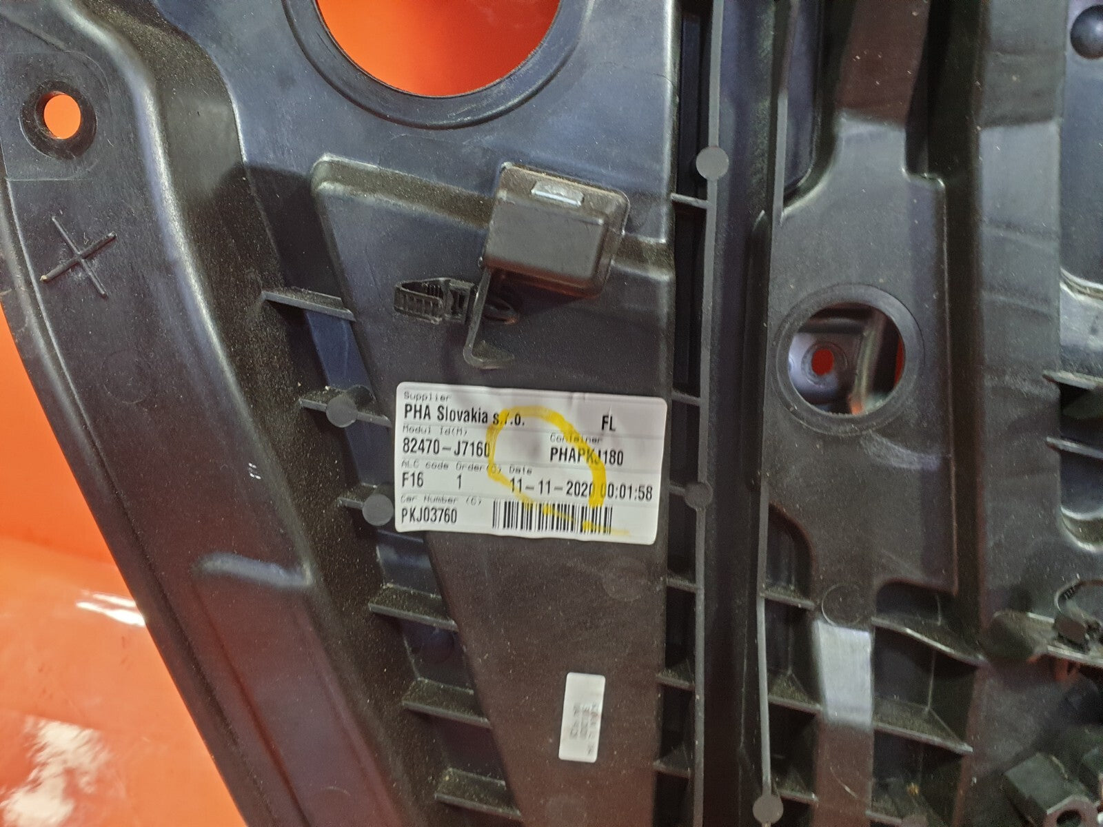 KIA XCEED 1.5 PETROL 2021 FRONT LEFT DOOR WINDOW REGULATOR 82470-J7160 Warranty - Image 8