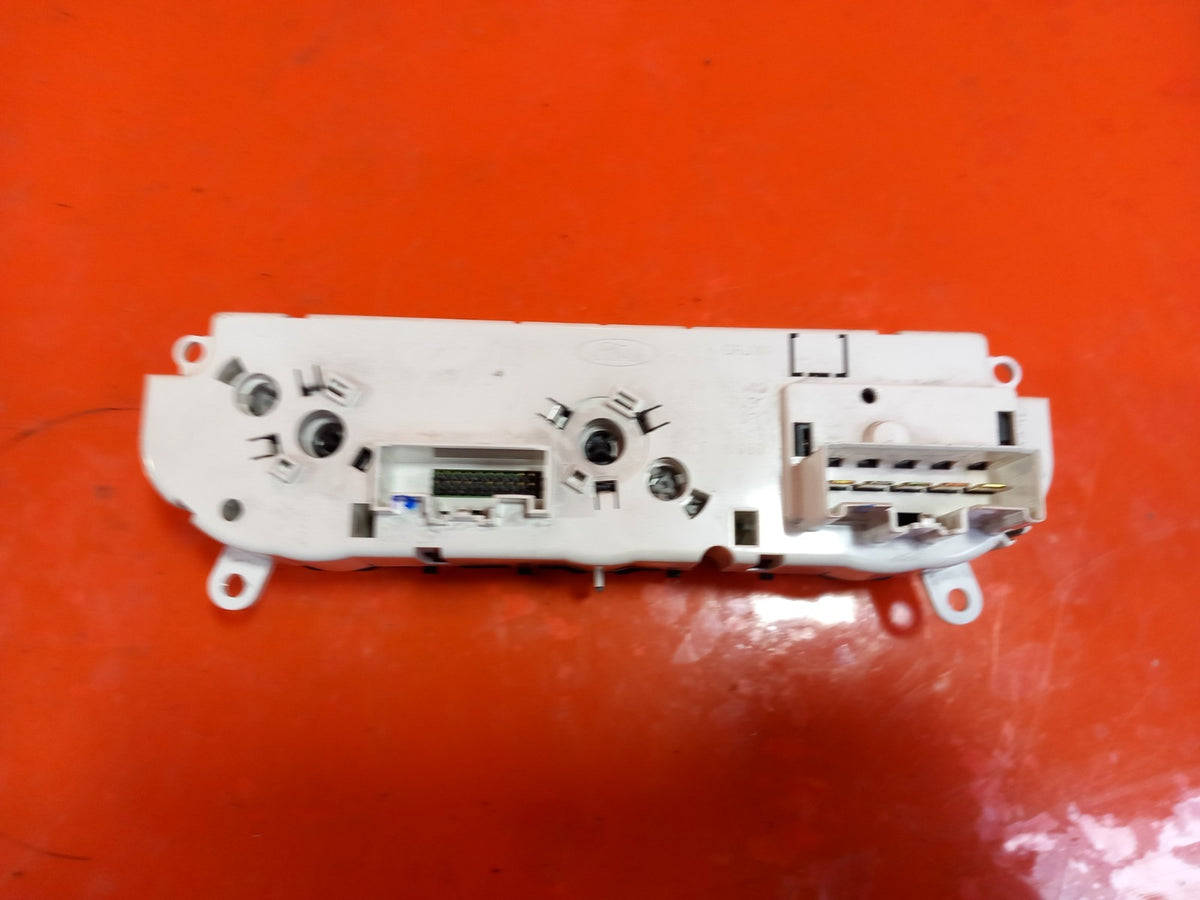 ebay-src:https://i.ebayimg.com/00/s/mtiwmfgxnjaw/z/ndgaaeswz~lqzked/$_57.jpg