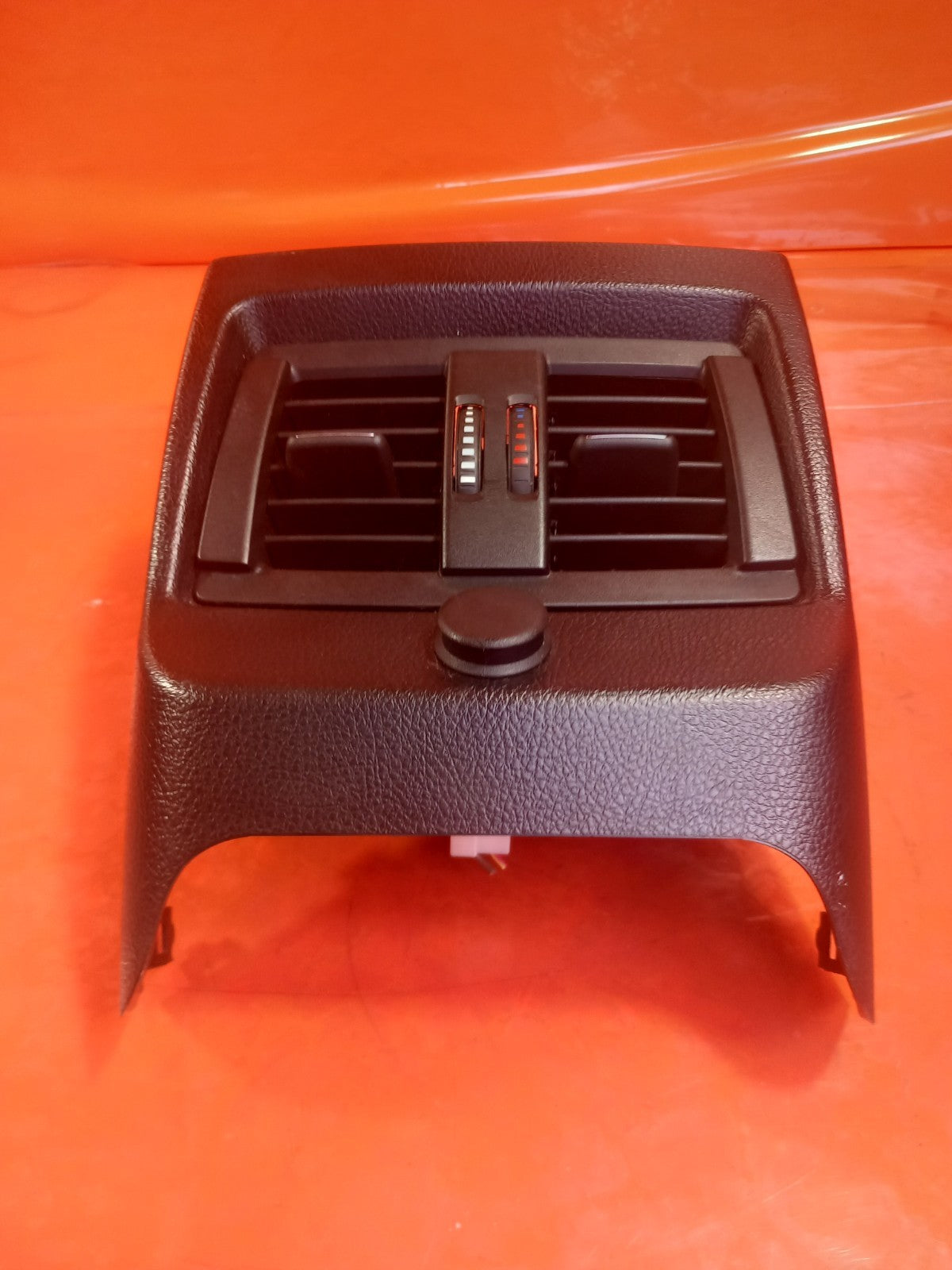 BMW F23 220D 2.0 Diesel 2016 Rear Center Console Air Vent 9207330 Warranty A363 - Image 4