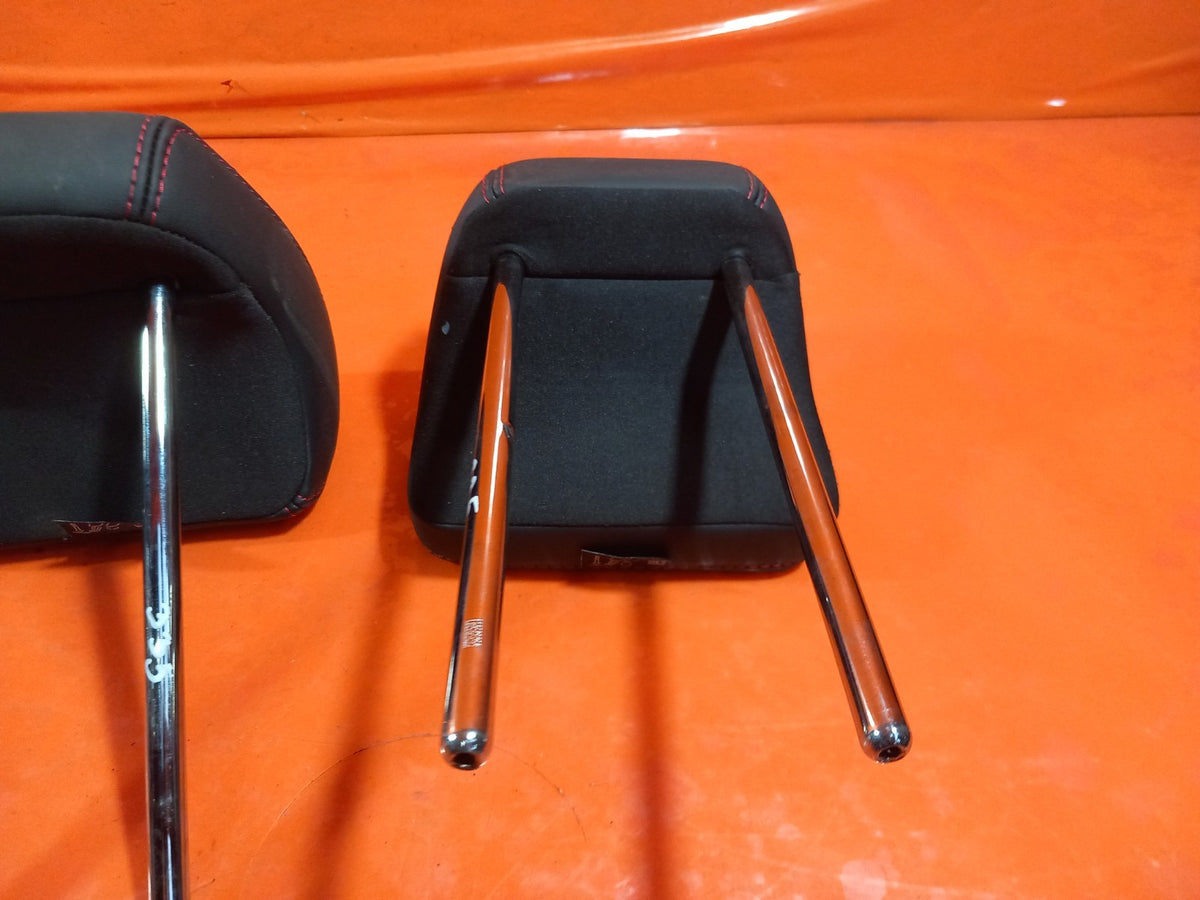 2021 Ford Puma ST-Line X Rear Leather Headrest Set Warranty A335 - Image 9