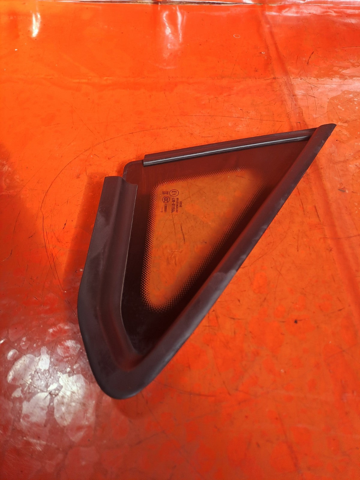✅FORD TOURNEO CONNECT VW CADDY 2.0 DIESEL 2024 FRONT RIGHT QUARTER WINDOW GLASS - Image 5