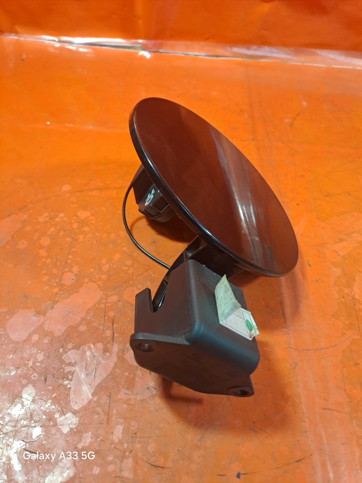 ✅SSANGYONG KORANDO 2.2 DIESEL 2015 FUEL FILLER FLAP BLACK 71610-34001 Warranty - Image 6