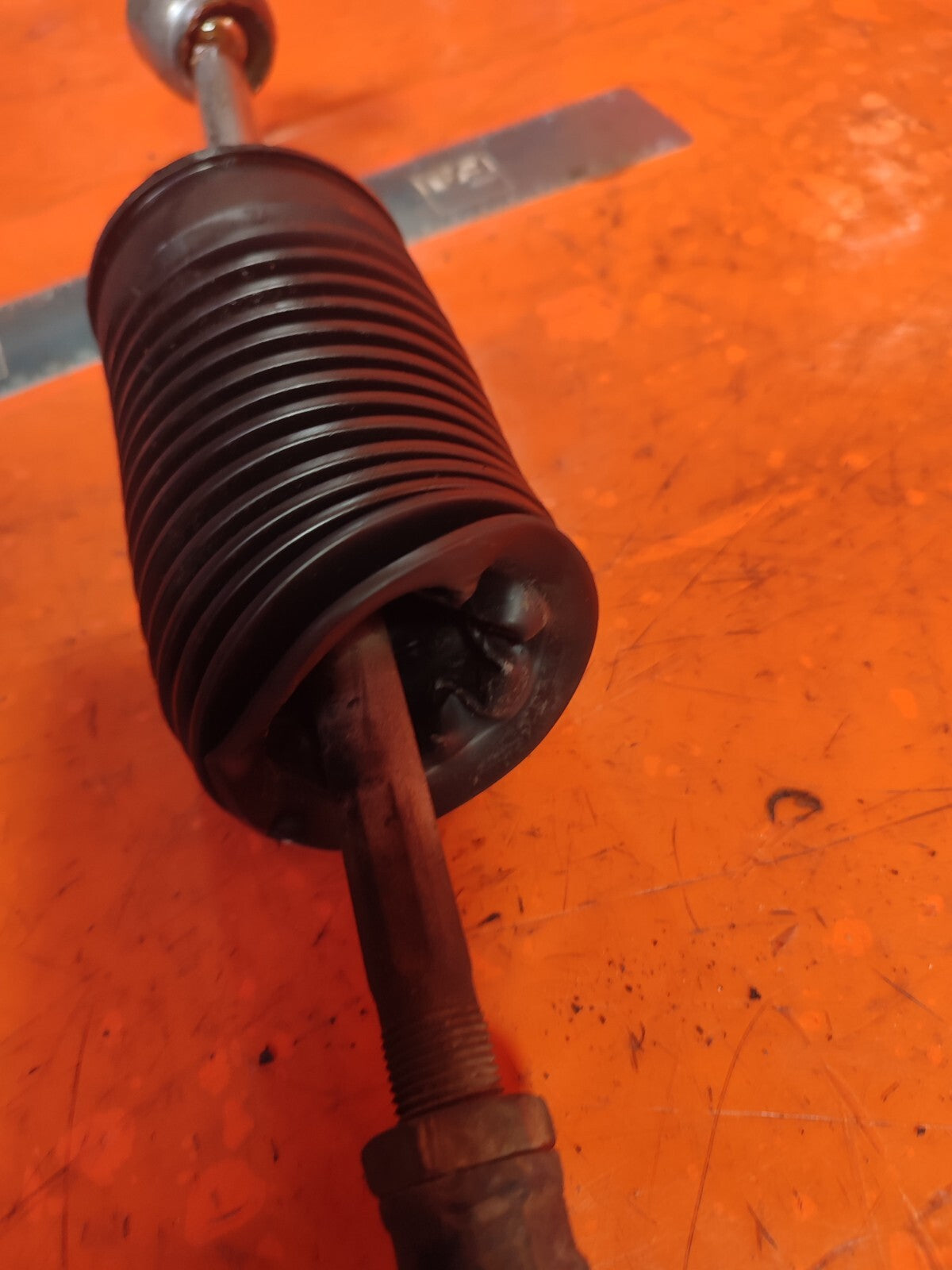 ebay-src:https://i.ebayimg.com/00/s/mtywmfgxmjaw/z/v7saaoswxxroqibj/$_57.jpg