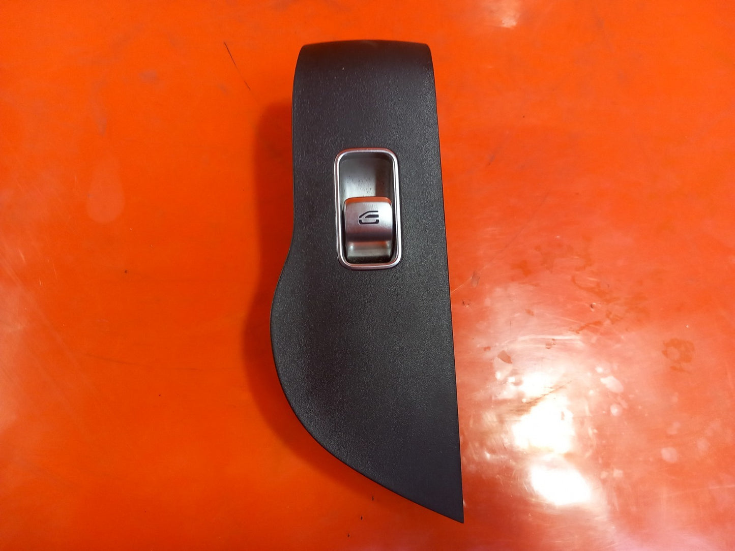 Mercedes Gle 450D AMG 3.0 Diesel 2025 Front Left Window Switch A1677374400 A397 - Image 2