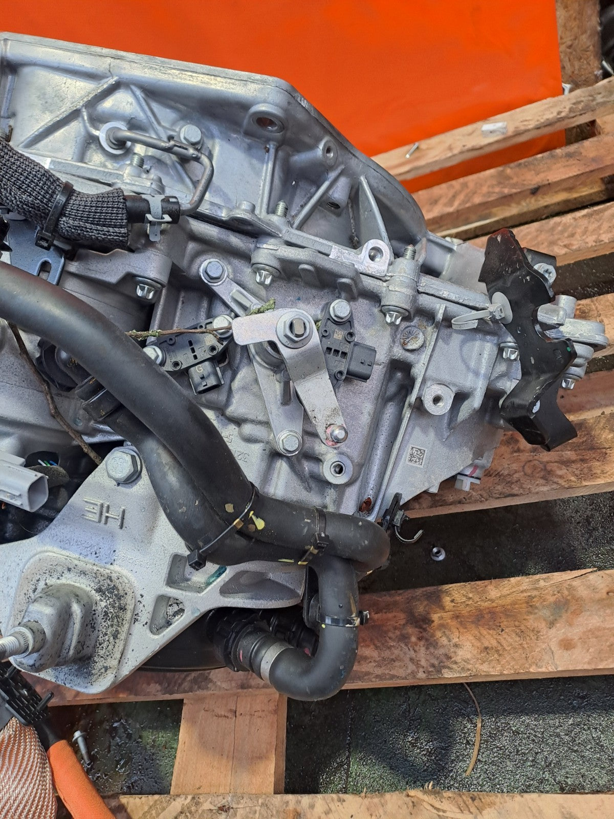✅RENAULT CLIO V 1.6 PETROL 2025 6 SPEED AUTO HYBRID GEARBOX Warranty A331 - Image 4