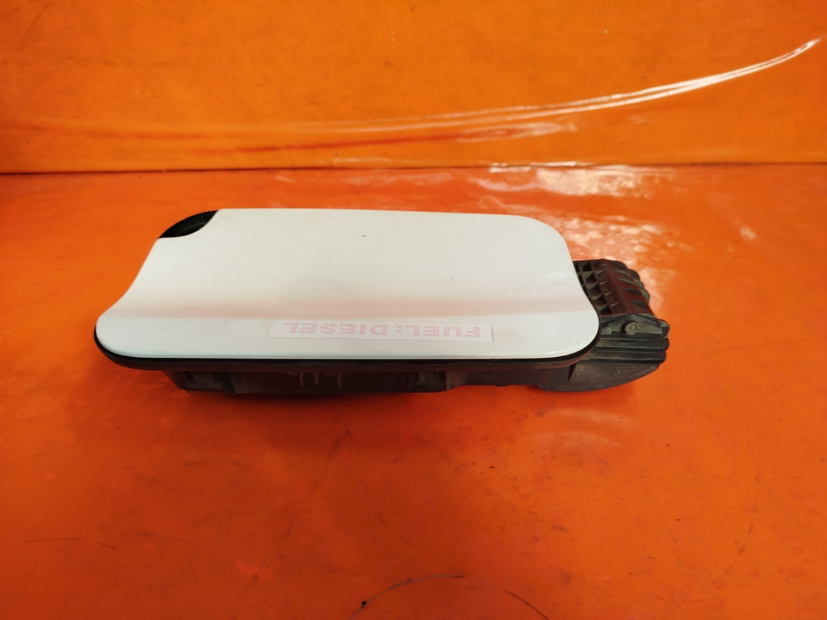 Vauxhall Combo MK4 1.5 Diesel 2020 Fuel Filler Flap White Warranty A414 - Image 4