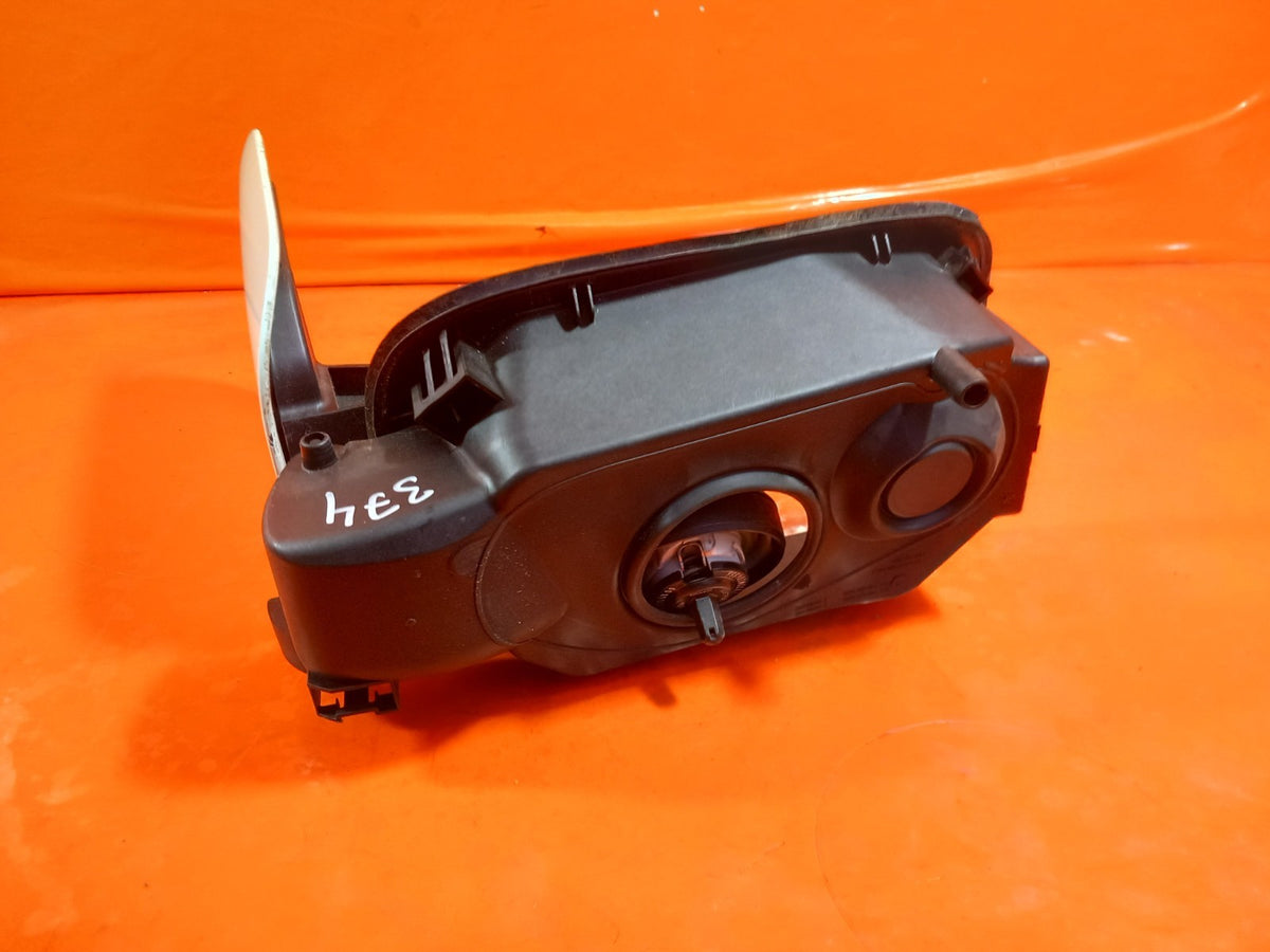 ebay-src:https://i.ebayimg.com/00/s/mtiwmfgxnjaw/z/gacaaeswwaxqxism/$_57.jpg