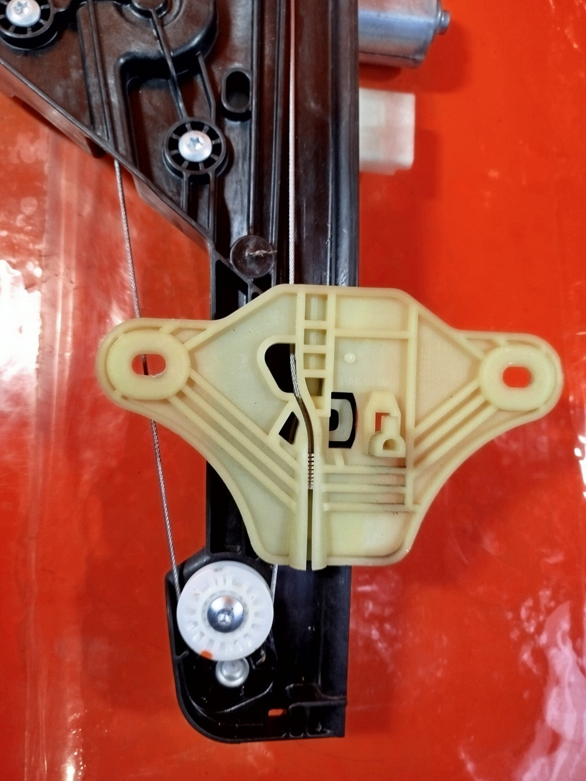 ✅RENAULT CLIO V 1.6 PETROL 2025 FRONT LEFT WINDOW REGULATOR MOTOR 807216723R - Image 10
