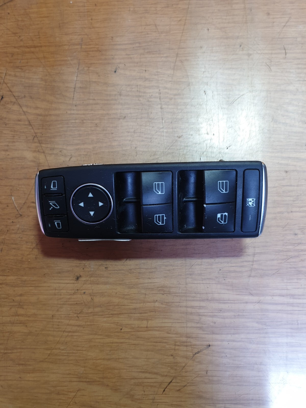 ✅2013 MERCEDES C CLASS W204 FRONT RIGHT DRIVER SIDE WINDOW SWITCH A2049055402 - Image 10